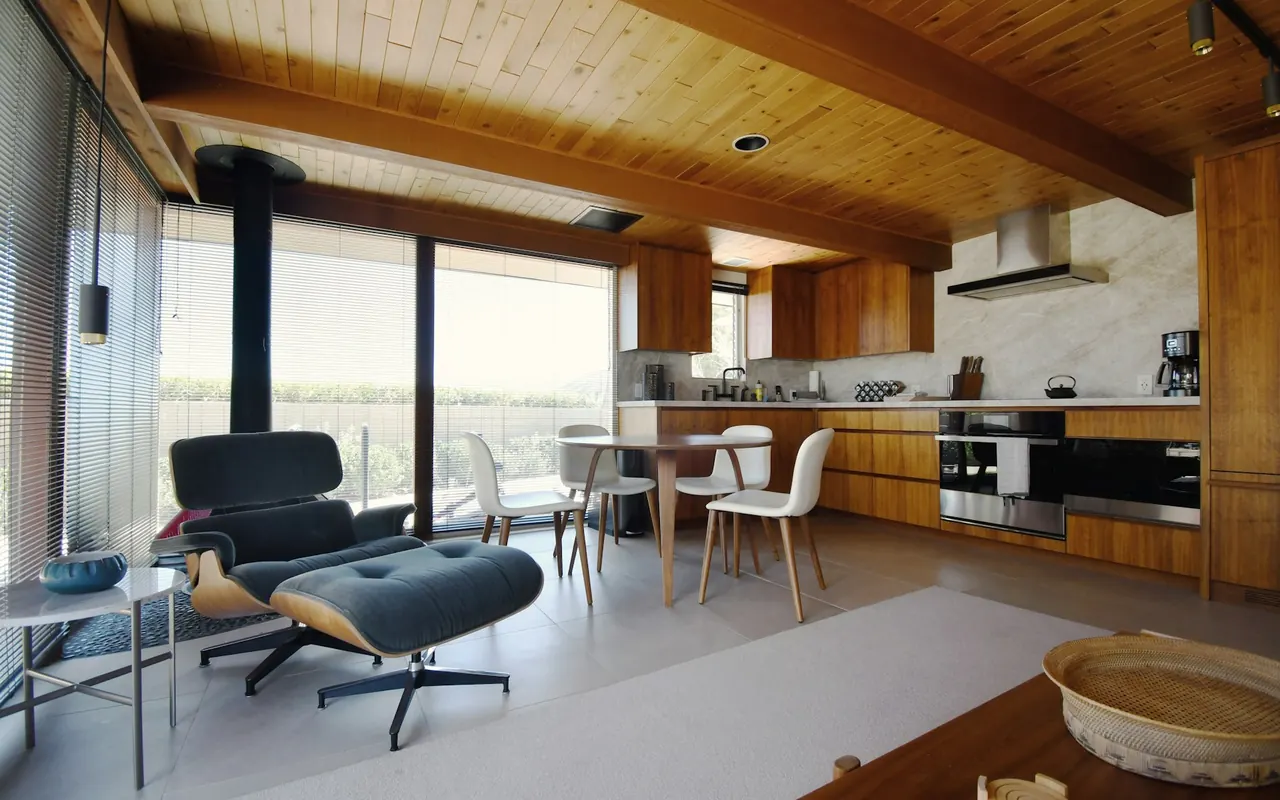 Midcentury living room inside a Palm Springs guesthouse